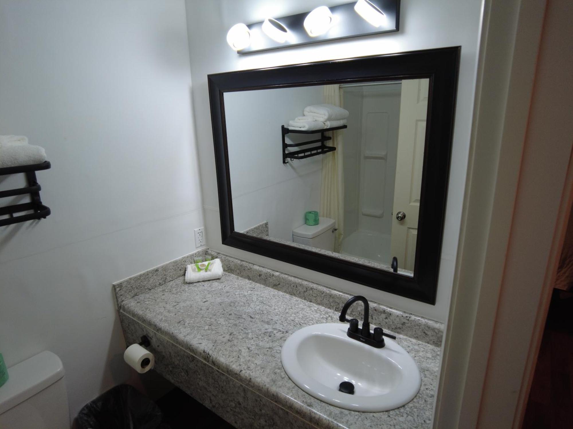 Americourt Hotel And Suites - Elizabethton Eksteriør bilde
